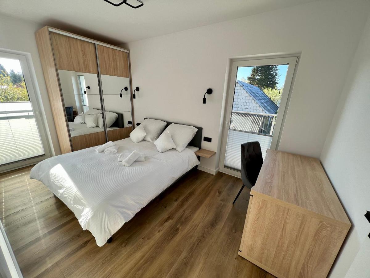 Zloty Apartament ทิโคชิน ภายนอก รูปภาพ